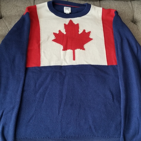 Old Navy Sweater - Picture 2 of 5